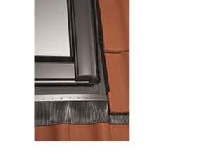 ROTO WDF EDR ZIE profilos tetőfedéshez Designo ablakokhoz